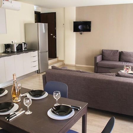 Pallados Suites Aten Exteriör bild