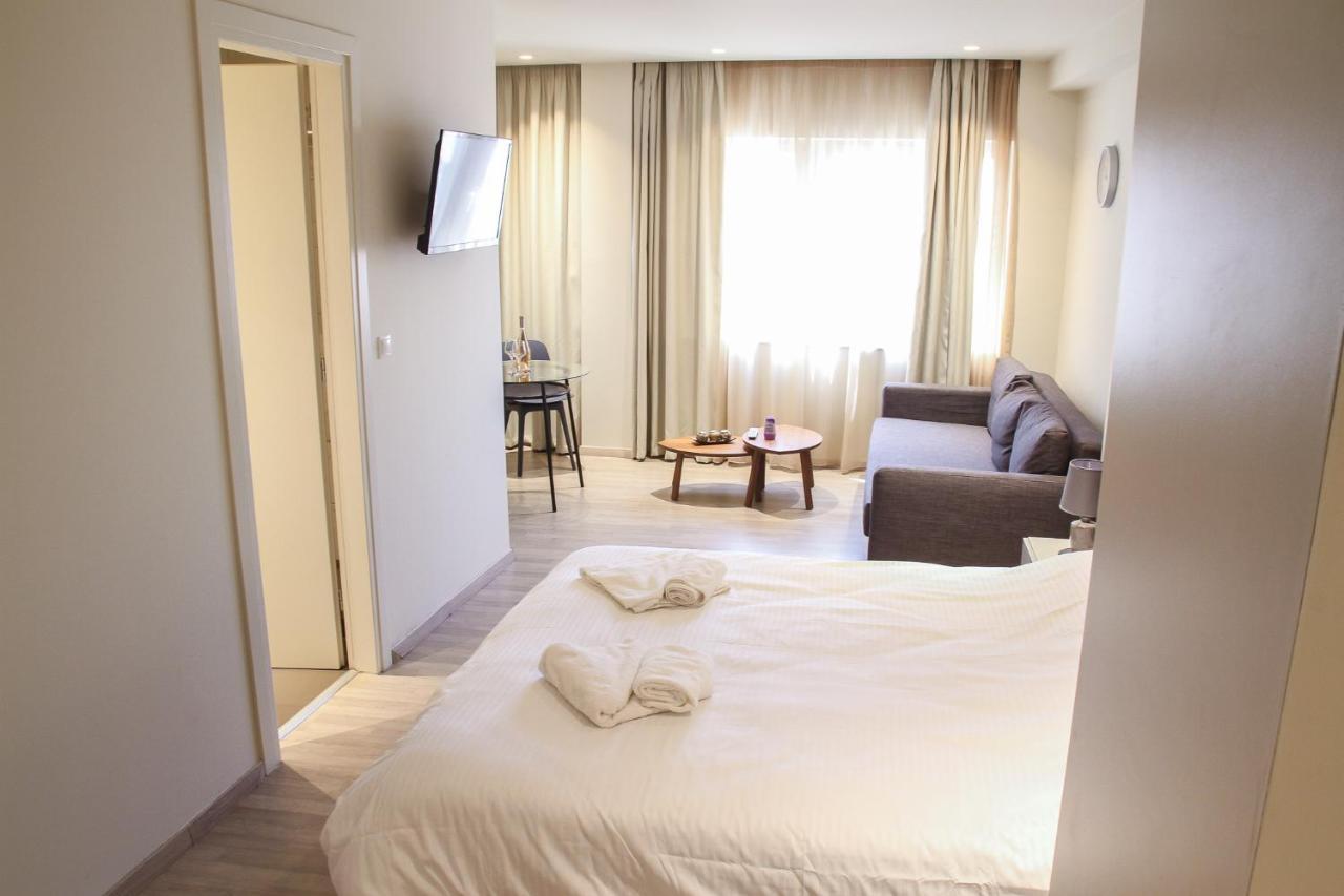 Pallados Suites Aten Exteriör bild