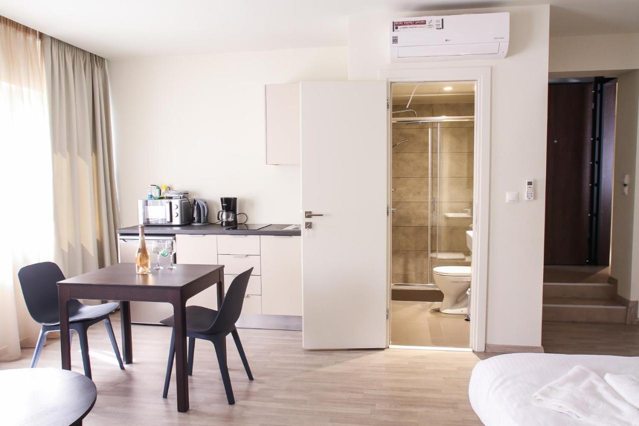 Pallados Suites Aten Exteriör bild