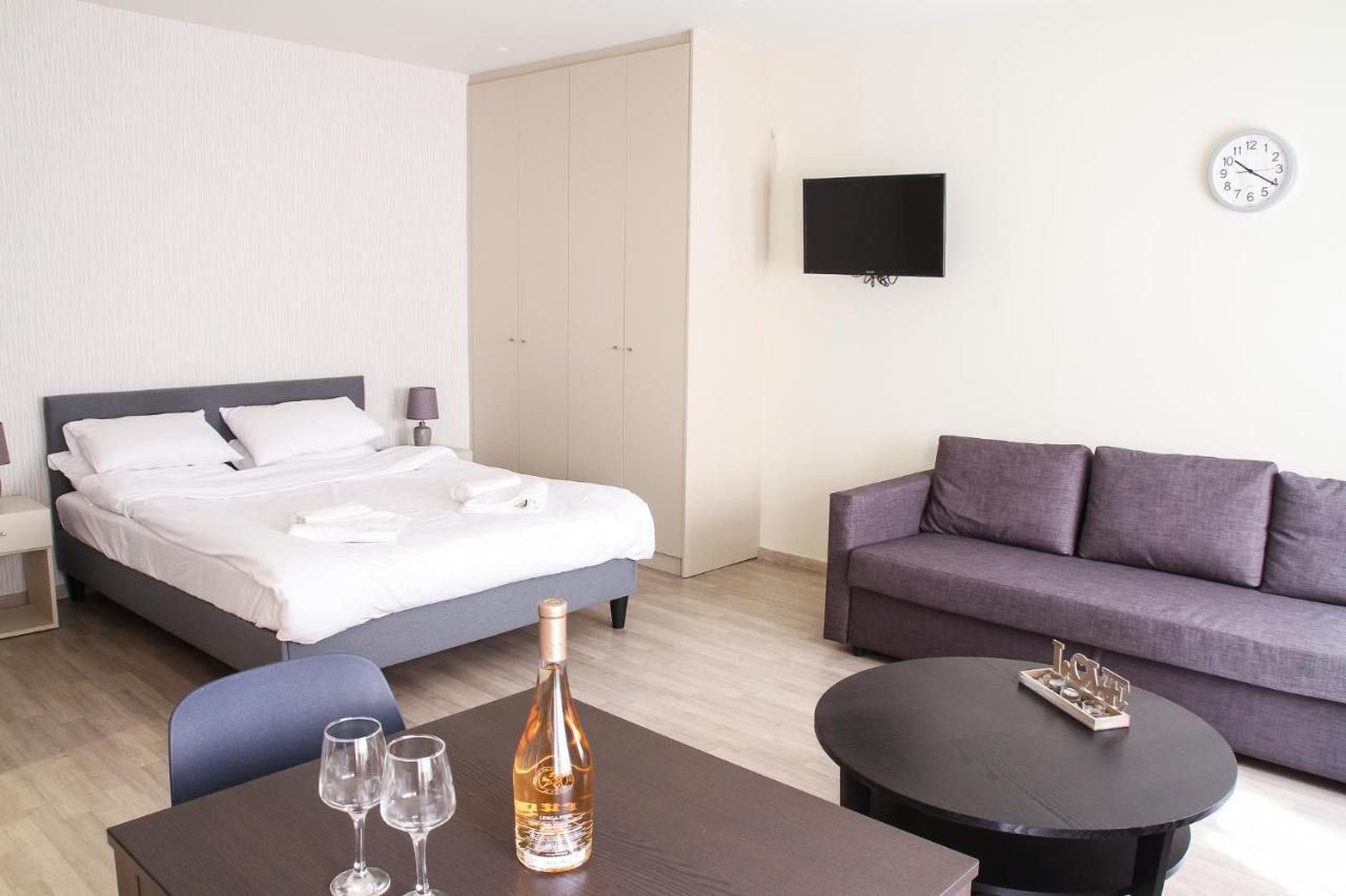Pallados Suites Aten Exteriör bild